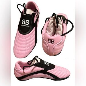 BALENCIAGA ZEN SNEAKER
MATT LEATH. FREE MATER/NO WASH PINK/BLACK
C 38